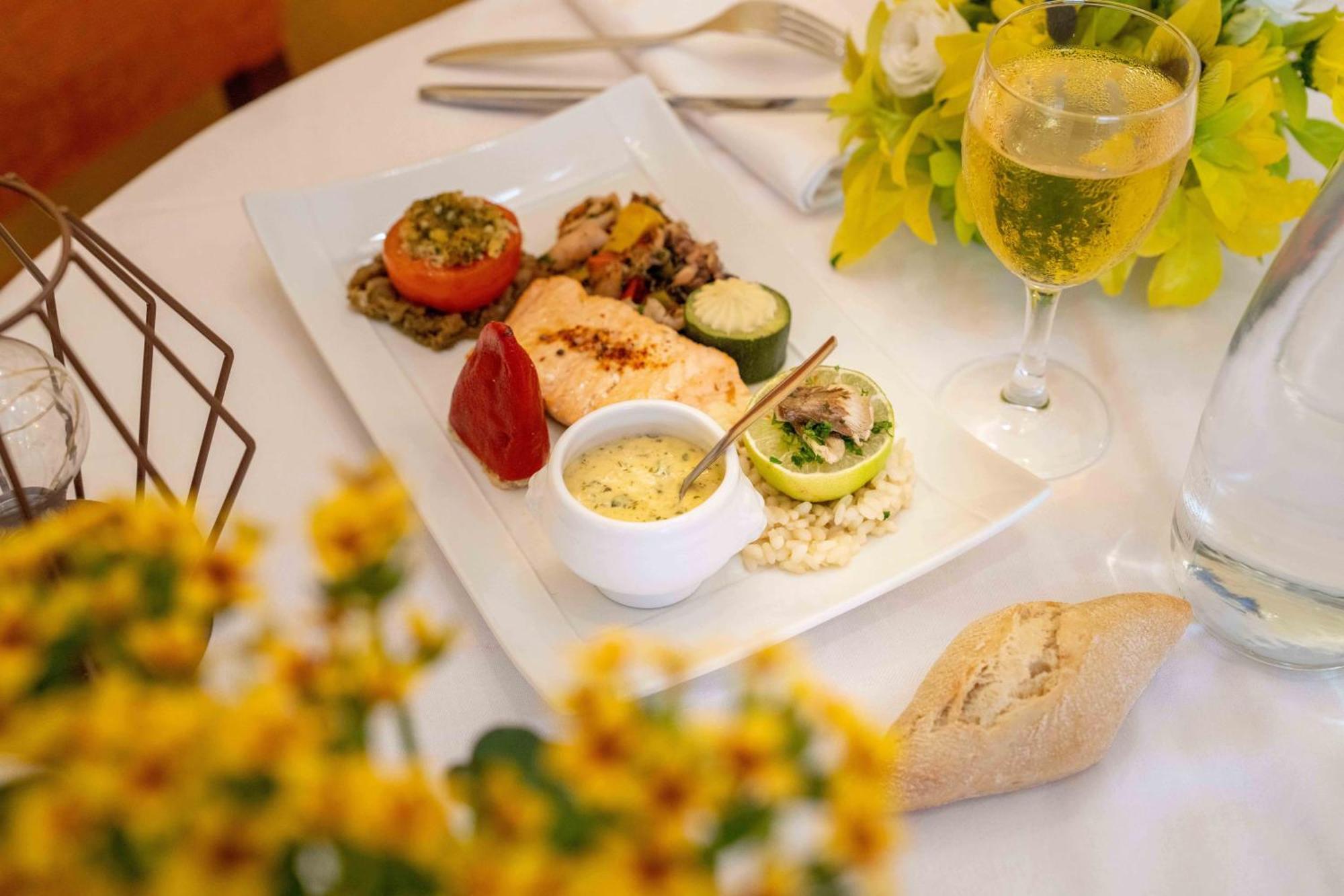 Logis Le Vieux Logis Hotel Lestelle-Bétharram Kültér fotó