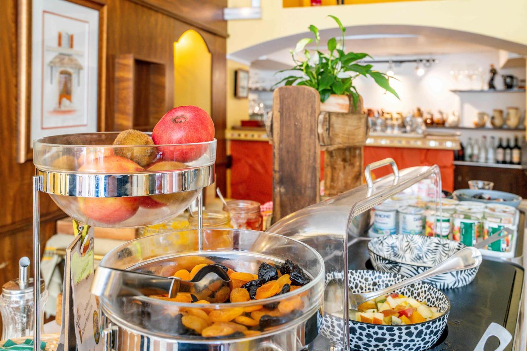Logis Le Vieux Logis Hotel Lestelle-Bétharram Kültér fotó