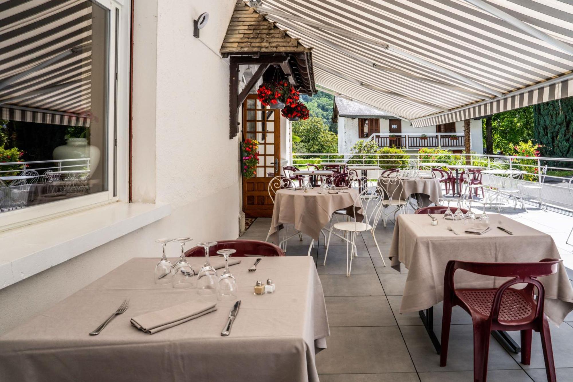 Logis Le Vieux Logis Hotel Lestelle-Bétharram Kültér fotó