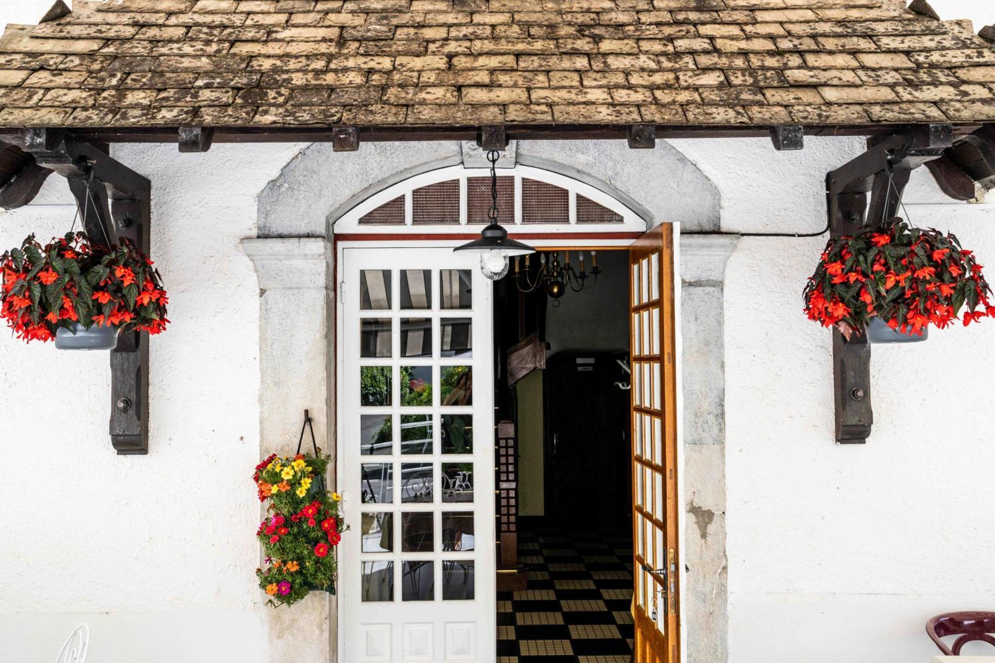 Logis Le Vieux Logis Hotel Lestelle-Bétharram Kültér fotó