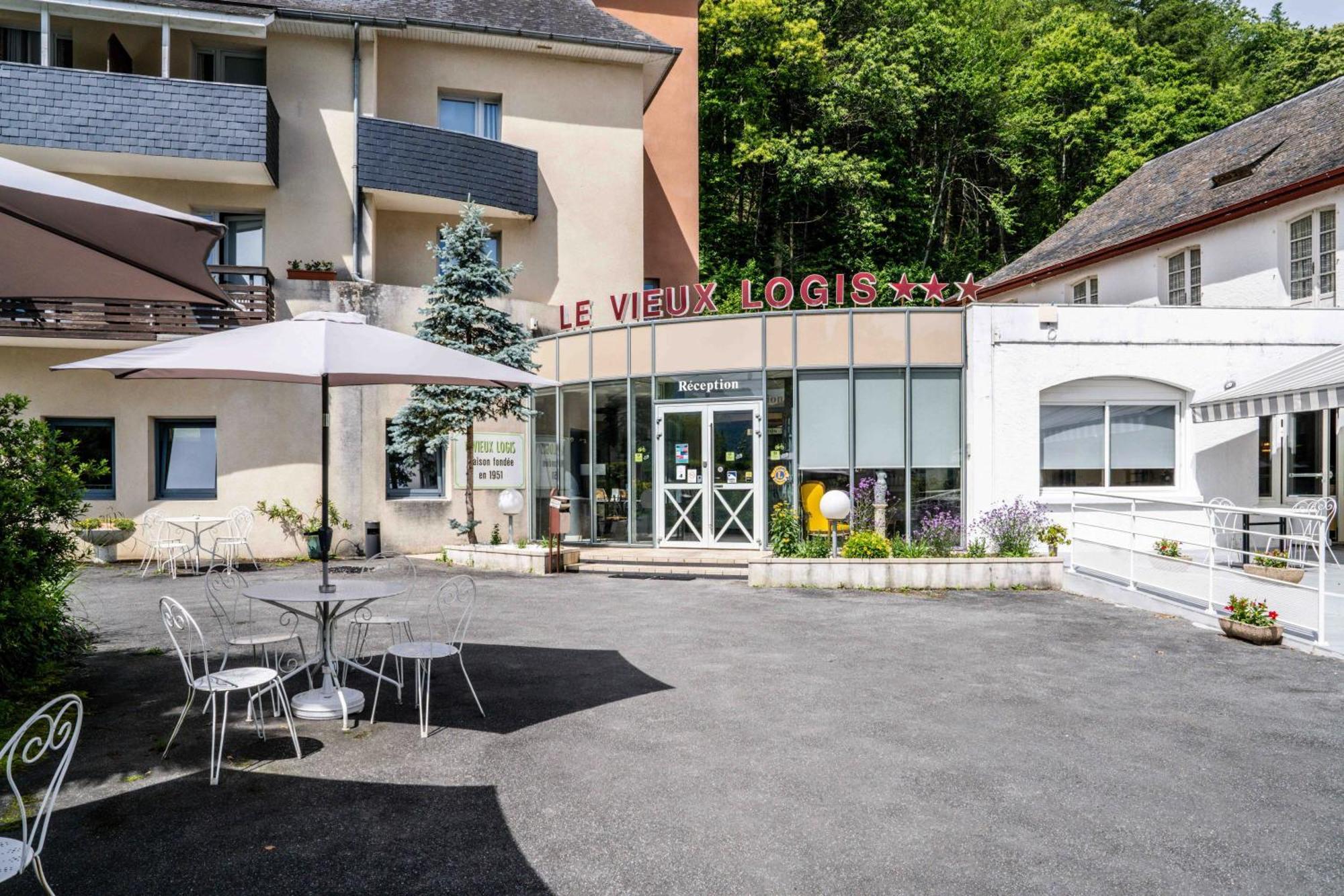 Logis Le Vieux Logis Hotel Lestelle-Bétharram Kültér fotó