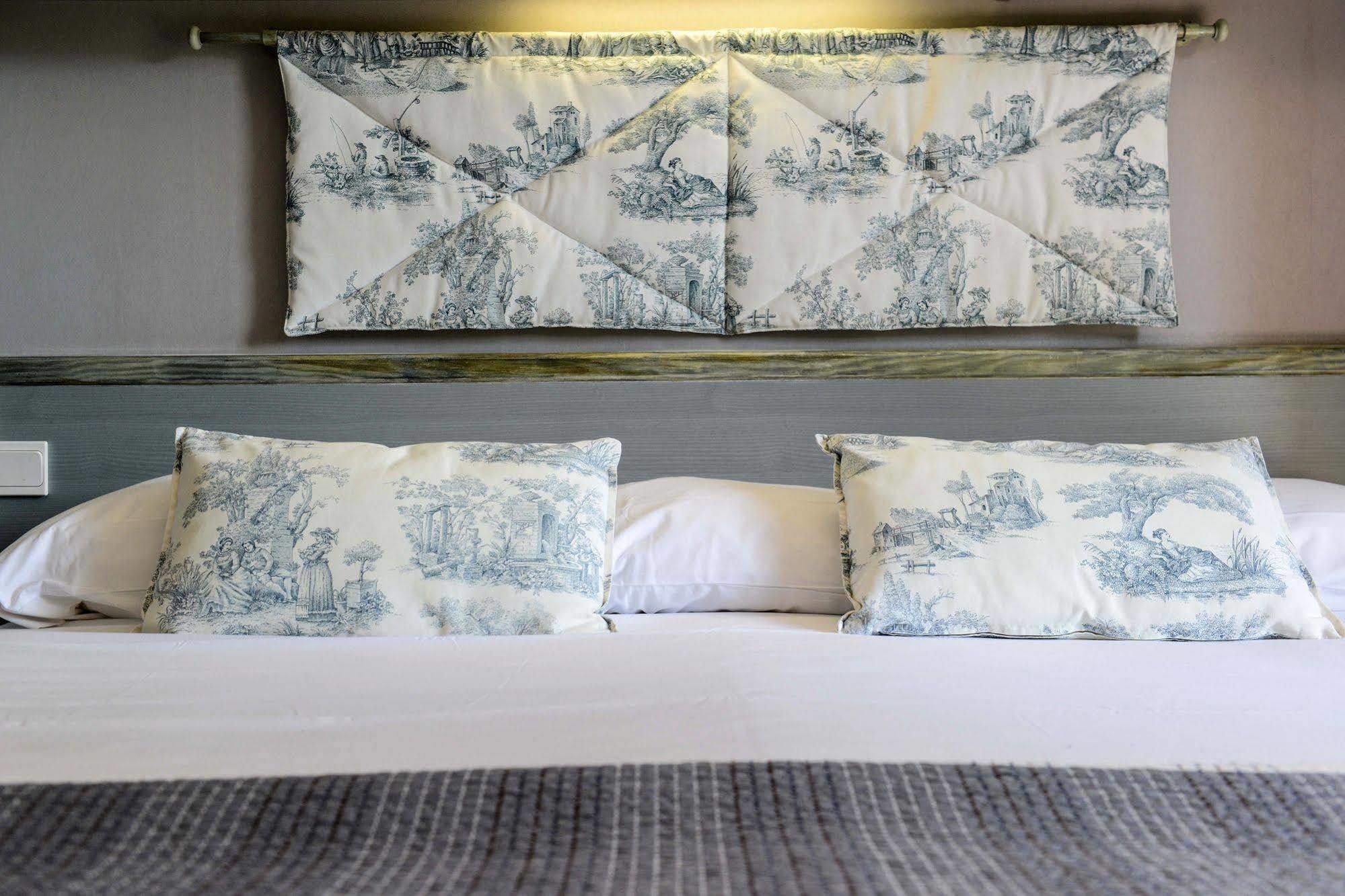 Logis Le Vieux Logis Hotel Lestelle-Bétharram Kültér fotó