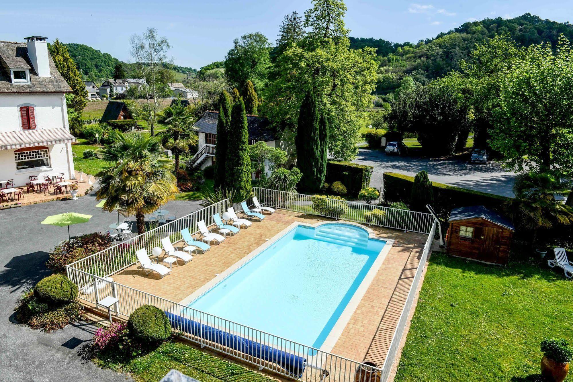 Logis Le Vieux Logis Hotel Lestelle-Bétharram Kültér fotó
