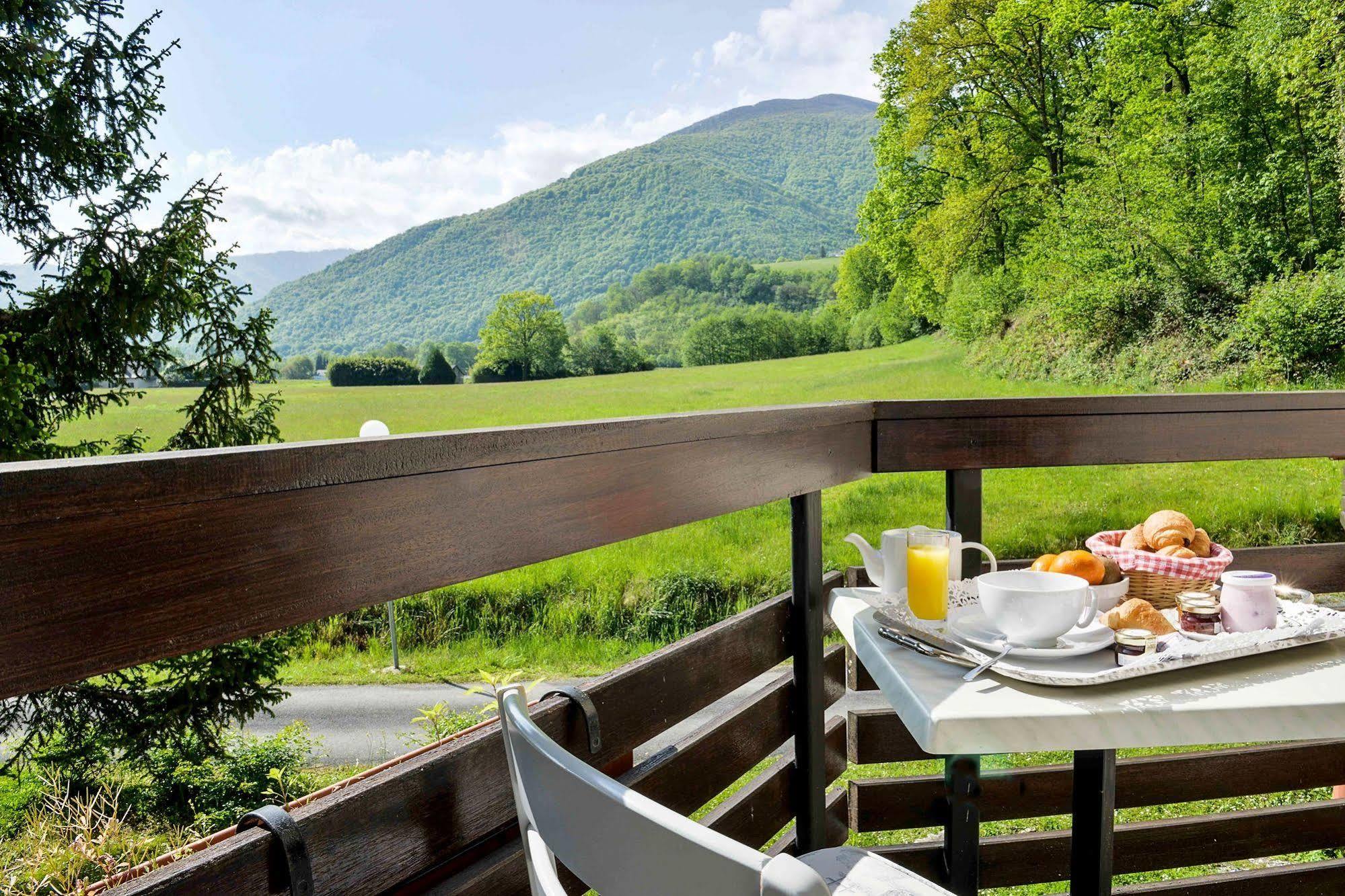 Logis Le Vieux Logis Hotel Lestelle-Bétharram Kültér fotó